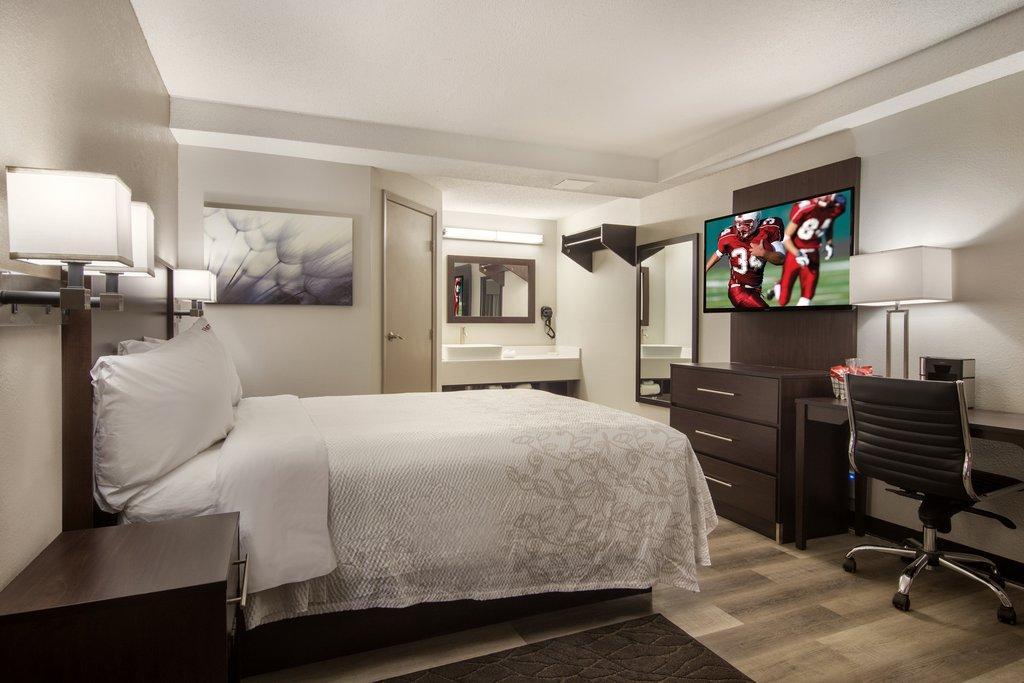 Red Roof Plus+ & Suites Ері Екстер'єр фото
